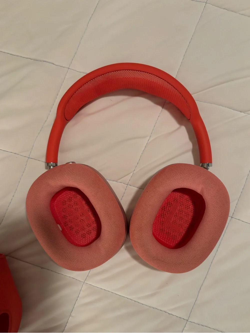 Engraved AirPods Wireless Headphones - Rose Gold
